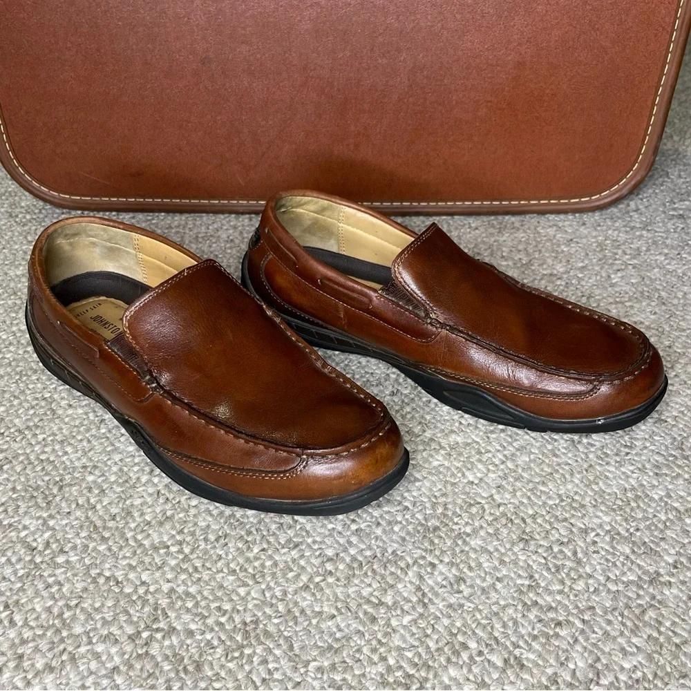 Johnston & Murphy slip on loafers